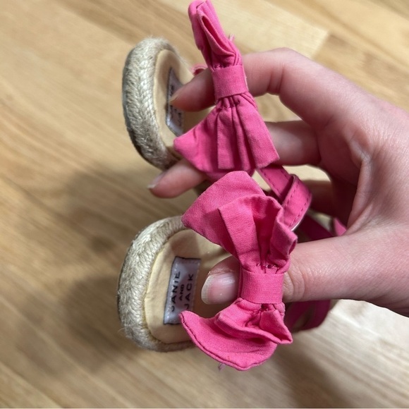 Janie & Jack Ruffle Back Sandals Sz 9 Pink Girls Toddler Espadrille Open Toe - Picture 4 of 5